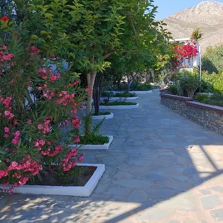 Milios Мини-отель Megalon Chorion (Tilos)