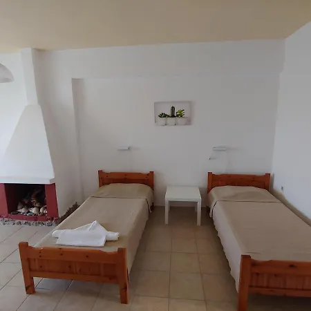 Milios Inn 3*