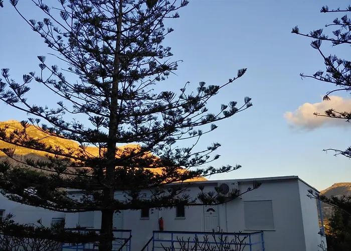 Milios Megálon Choríon